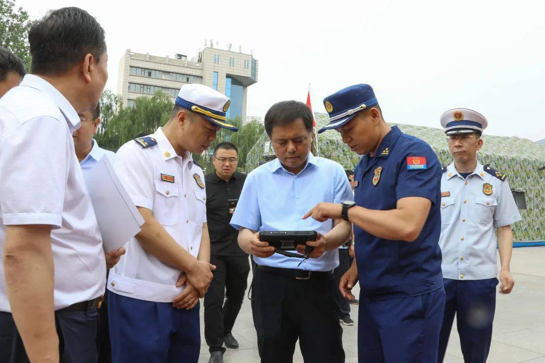 晋中市委常委,常务副市长贡琦,晋中市消防救援支队支队长高磊等领导