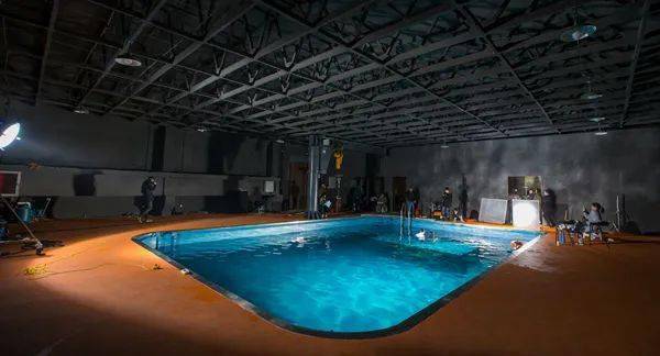 火出圈的水下洛神舞,原来是在上海拍的!_摄影