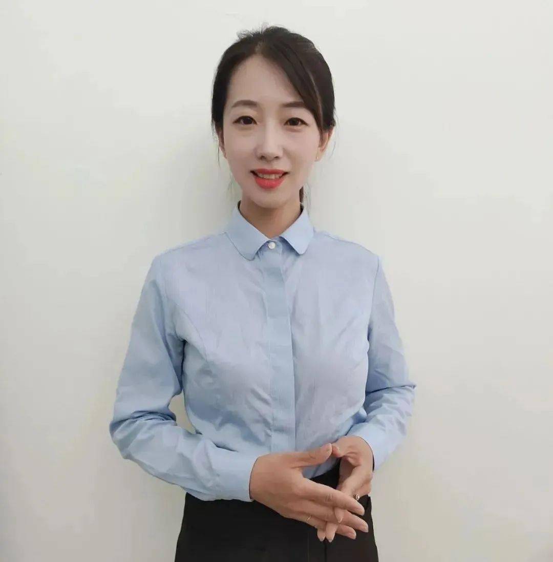 鄂托克前旗大数据中心讲解员李莎莎
