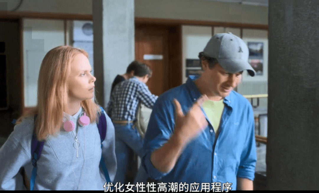 满屏肉体,我只敢深夜安利