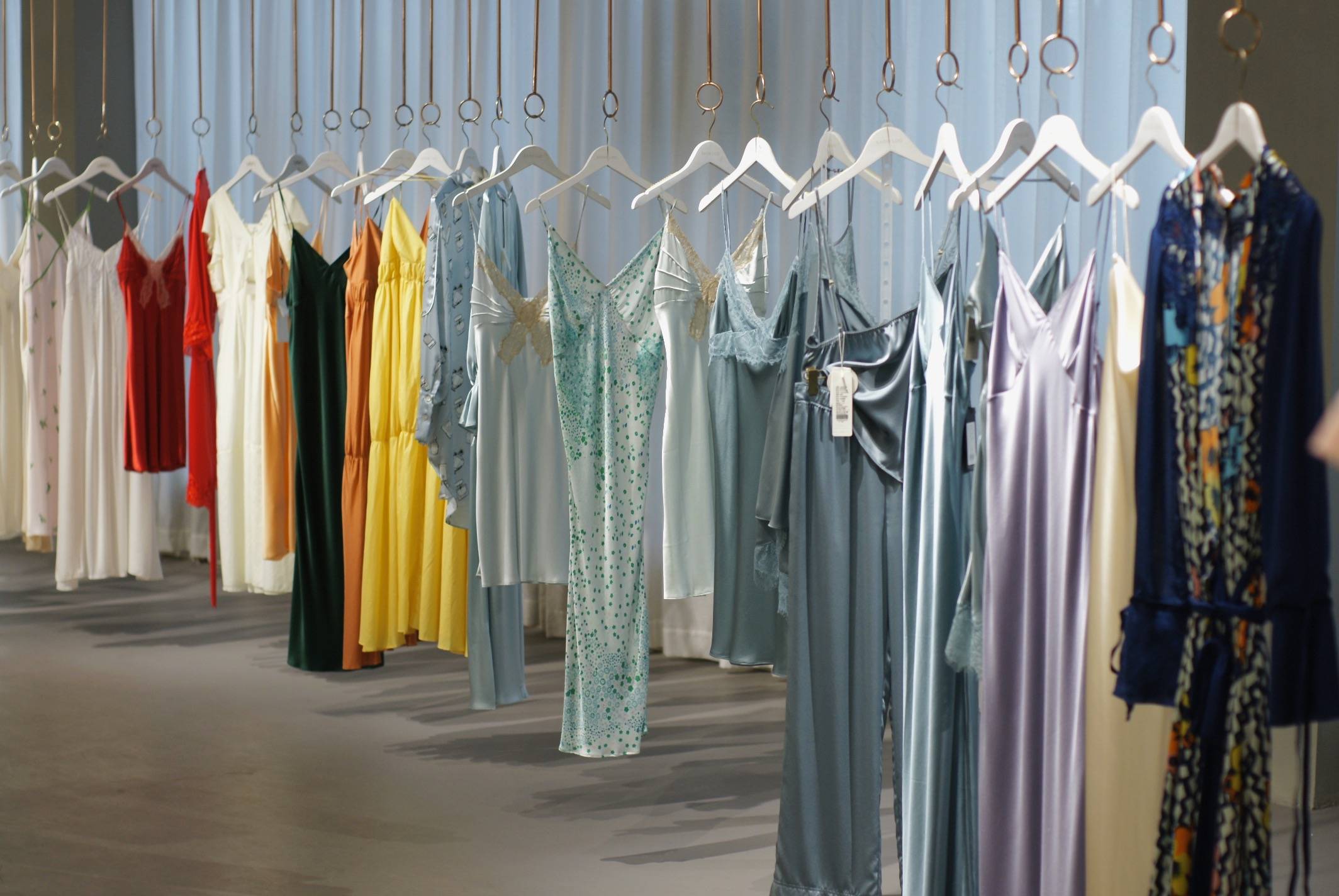 小镇盛泽:走上t台的千年绸都