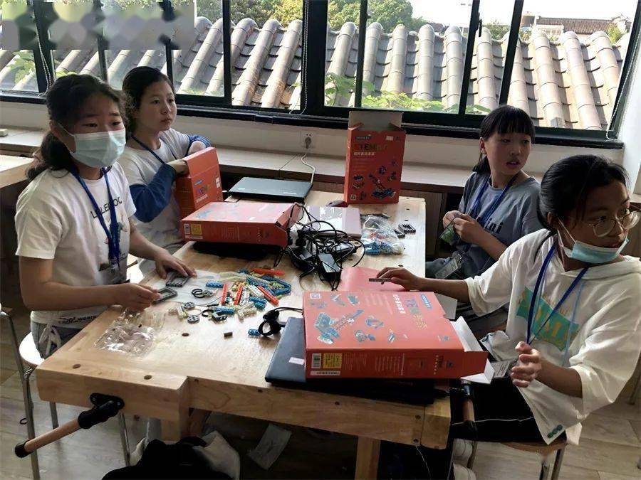喜报连连,捷报频传——石湖中学科技类比赛再创佳绩!