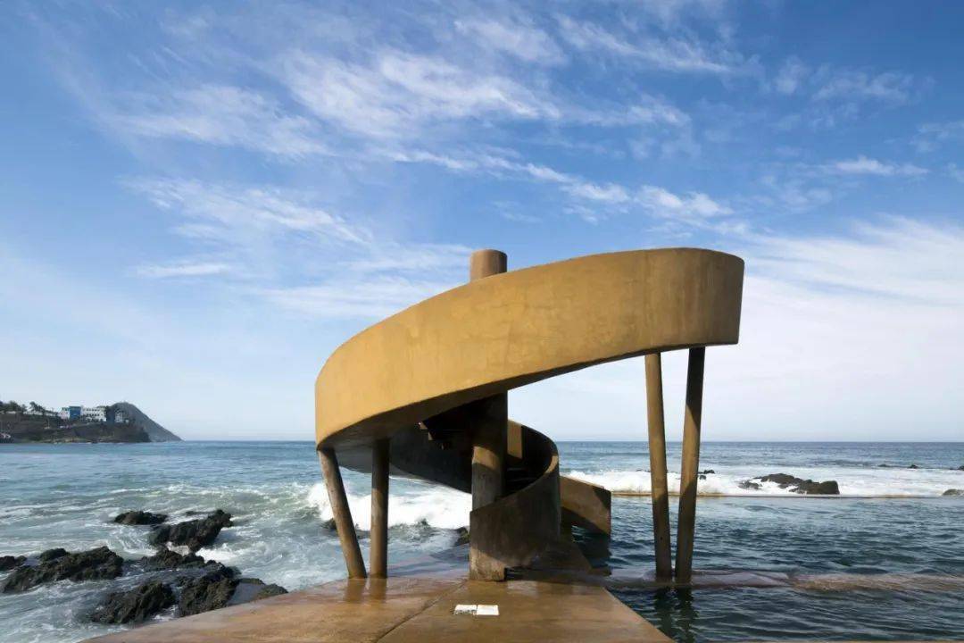 7个最值得建筑人打卡的奇特泳池最大最深悬空哪一款是你最爱