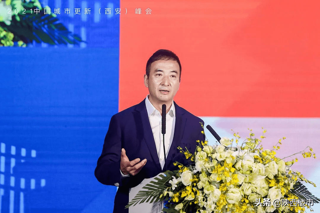 创始人兼coo周林伟在以"西安城市更新的路径和方向"为主题的对话环节