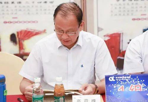 认真学习的高管们王童老师与学员互动生动活泼的课堂高炜总裁向王童