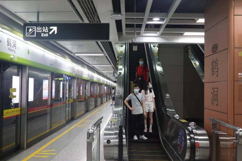 要开闸啦芳村所有地铁口恢复运营多图