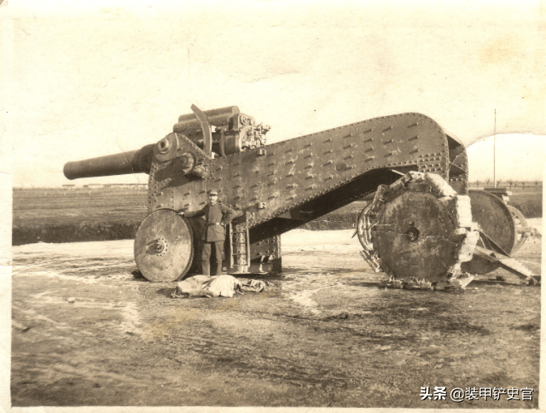 305毫米克虏伯大炮图片