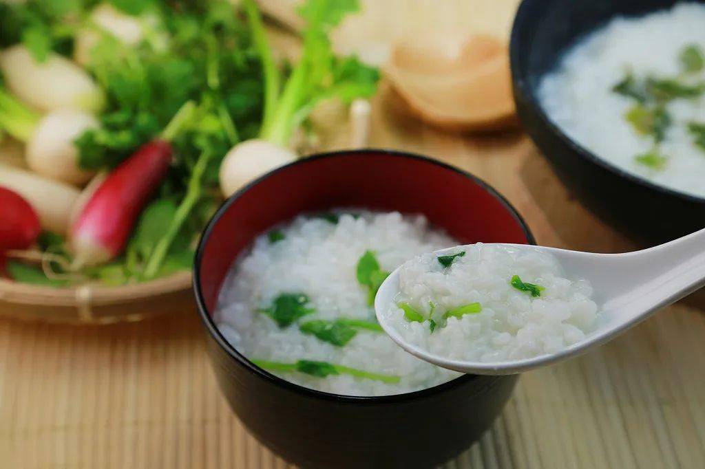 宝宝发烧喉咙发炎的饮食(宝宝发烧喉咙发炎吃什么好)-第2张图片-鲸幼网