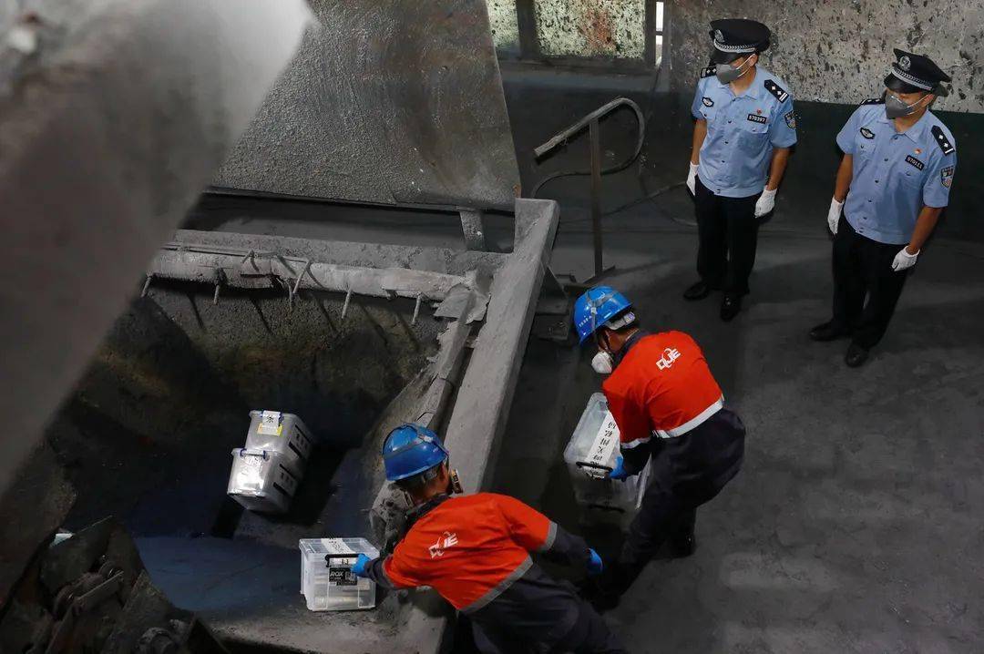 国际禁毒日视频直击海关销毁毒品现场