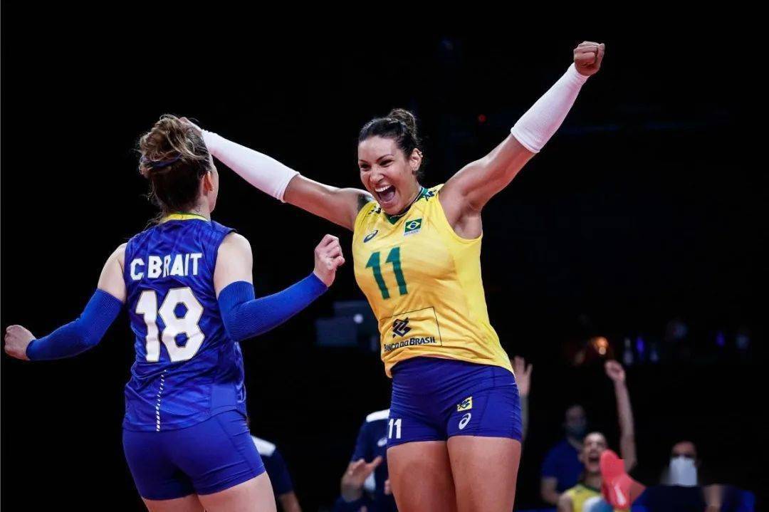 恒大女排双外援进决赛!巴西浪费赛点遭逆转,被日本偷局无碍闯关