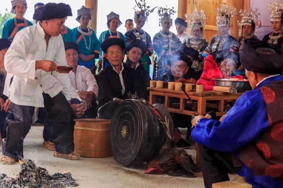 读水书,唱水歌,敲铜鼓—水族村寨过"卯节"