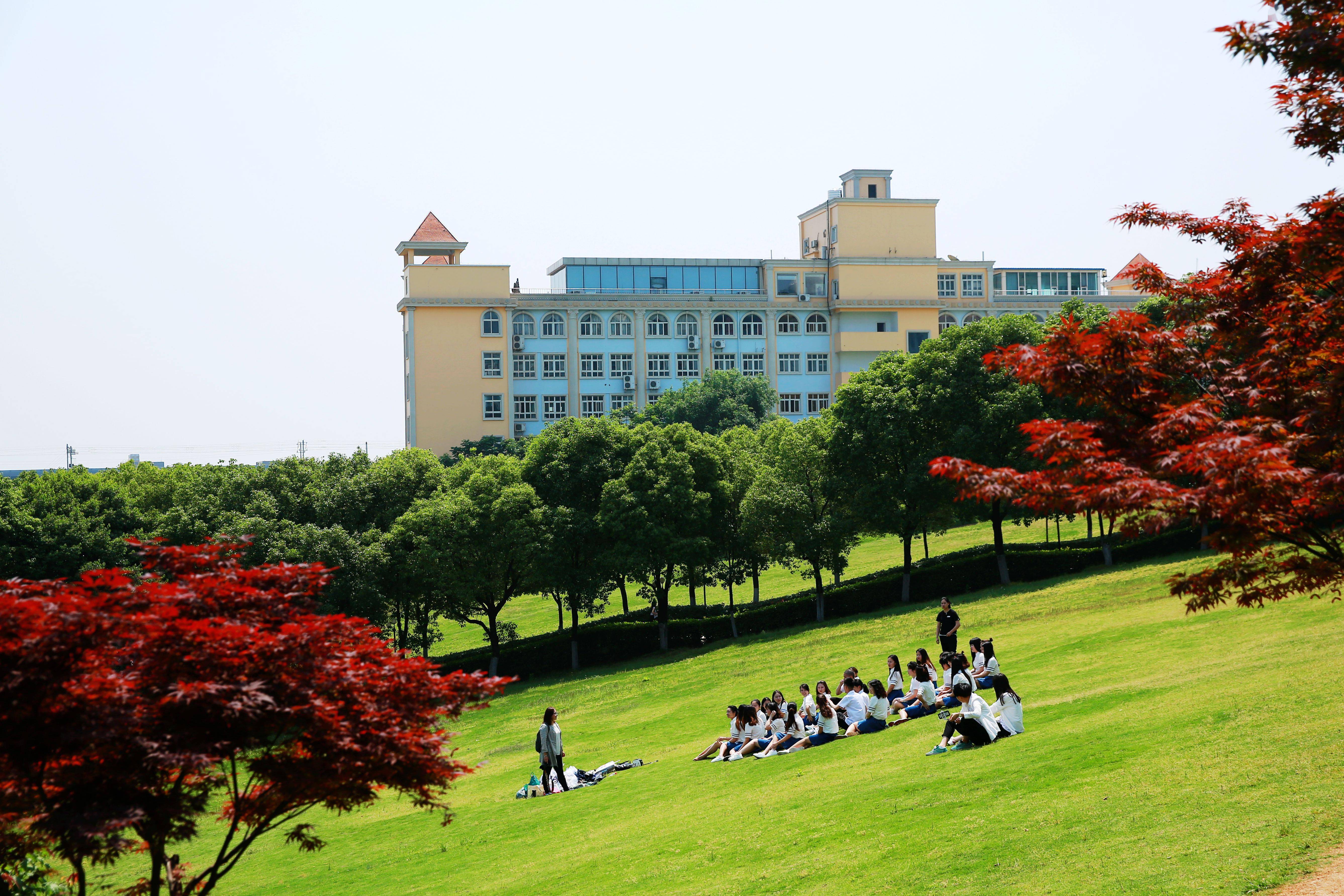 全国十大美丽湖景校园武汉这所高校上榜有多美组图欣赏