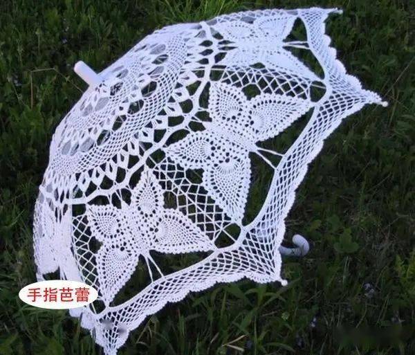钩织的伞美如画