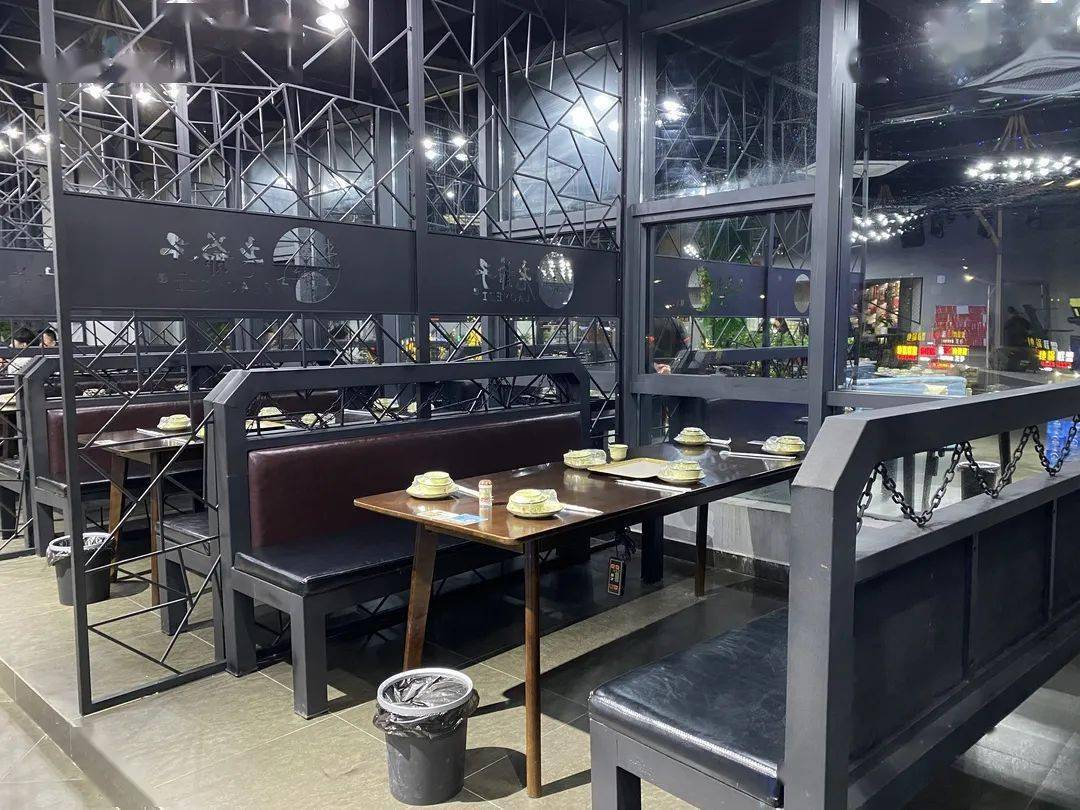 海盐这家烧烤店开业玩这么大?龙虾免费送,啤酒畅饮,还打6.8折!