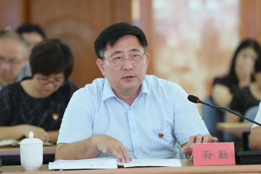 学史明理以实干实绩开创工会工作新局面