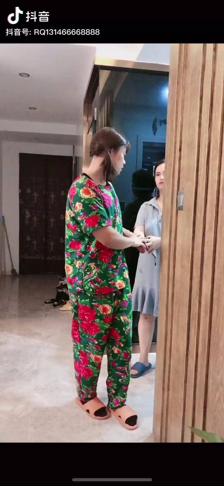 结婚十年硬是把夫妻做成了姐妹瑞琪组合小琪哥生活号