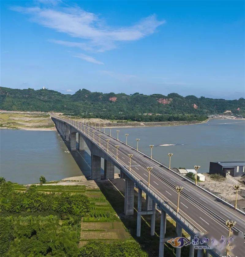 7月1日乐山这两条公路同时通车