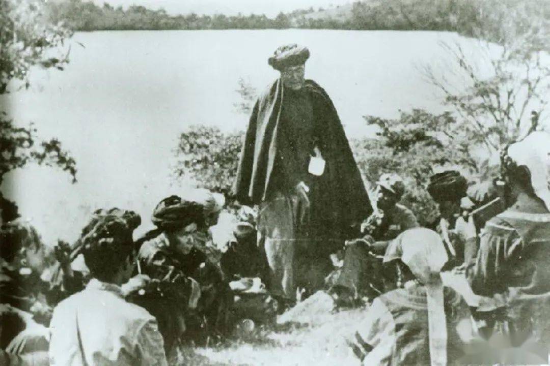 彝族英雄李文学从放牛娃到大元帅威震哀牢山区却被叛徒出卖