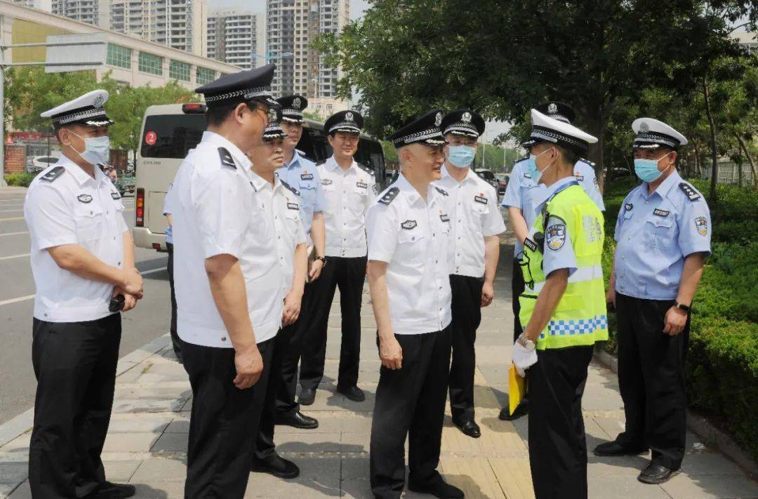 修潍青同志七一前夕到滨州走访慰问