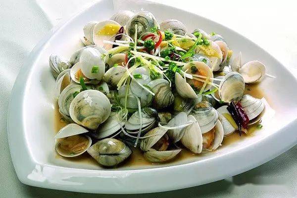 教你花蛤最全做法,一个人逛吃2盘不过瘾,这样清洗才对