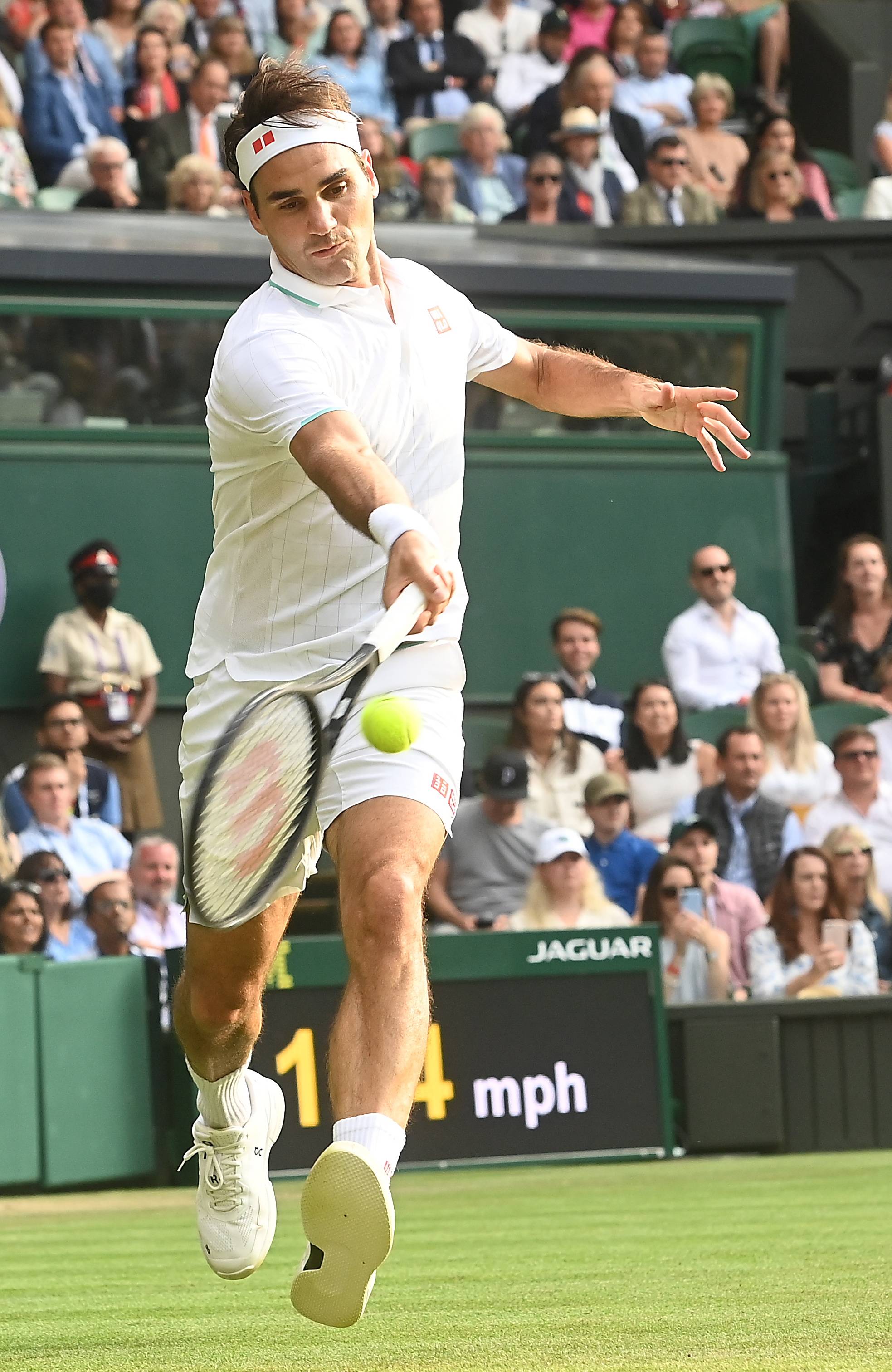 网球——温网:费德勒晋级