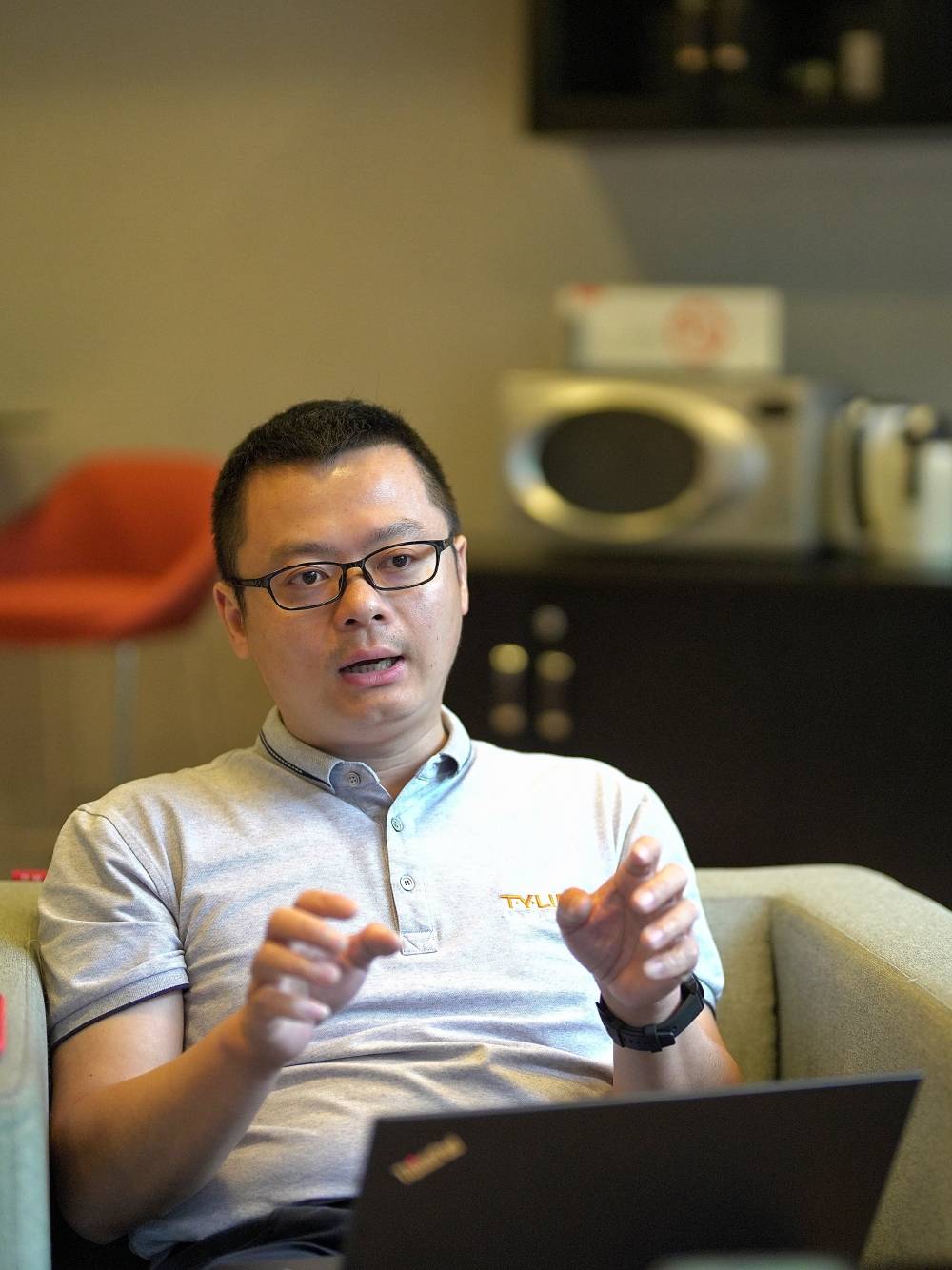 7月4日,重庆日报记者采访了该桥设计单位——林同棪国际工程咨询(中国