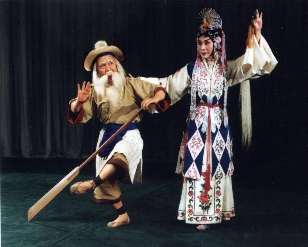 刘秀荣同志遗体送别仪式在八宝山举行