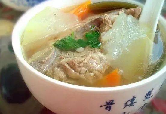 睡觉时间|小暑至盛夏始，这些食物清凉消暑