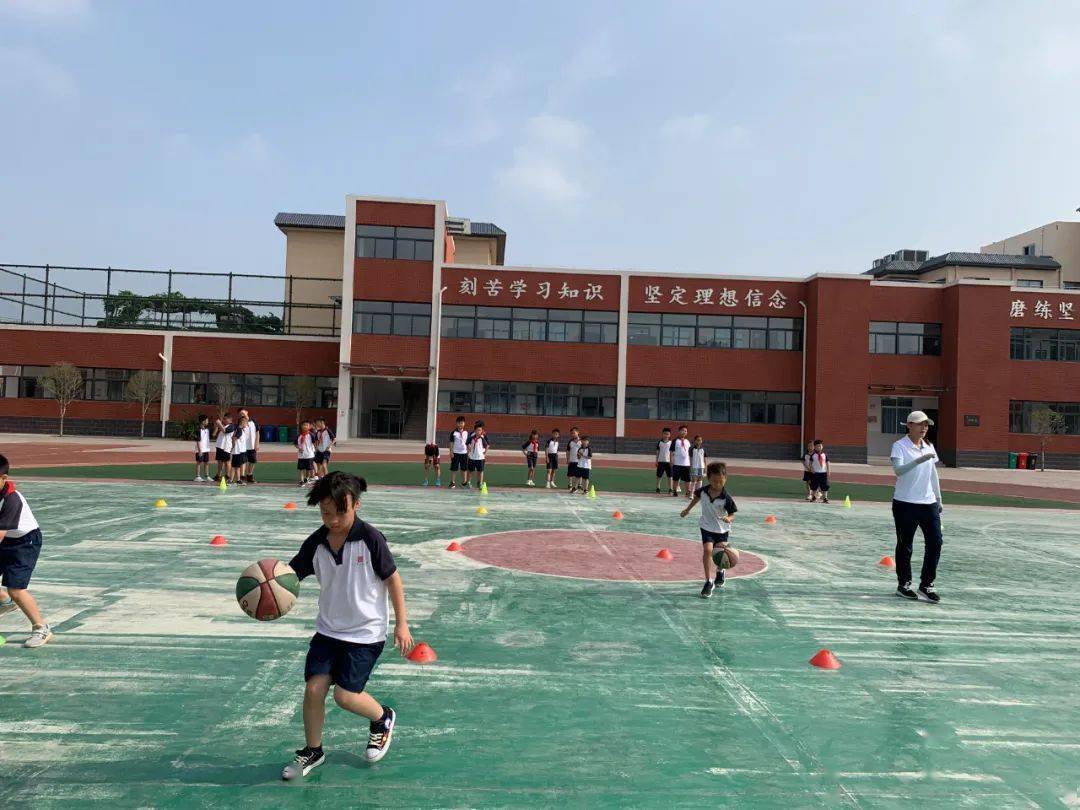 【现场直击】开封市实验小学开展暑期托管服务