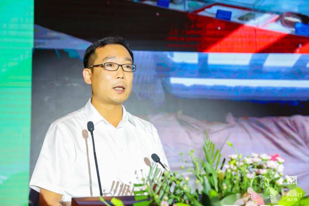 乳山市委常委,副市长张兴武推介乳山小青岛旅游开发项目