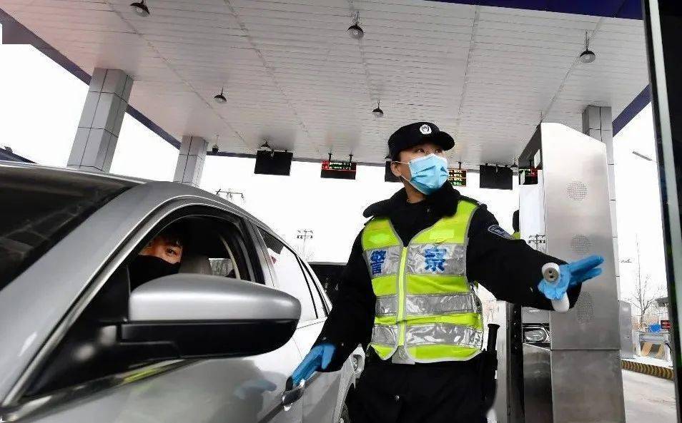 面对岗位的调动,于文静发挥出她能吃苦的军人本色,作为北京京郊检查站