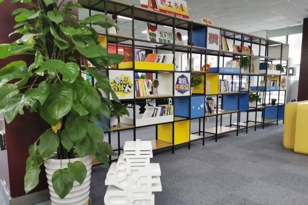 "青创工社"是斜塘新生代动迁居民创业孵化平台,总建