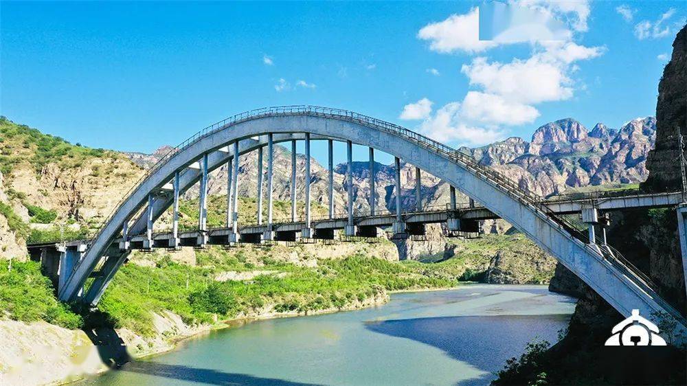 拱桥一桥飞越永定河打通晋煤外运主要通道7让百姓走出大山浊漳河桥