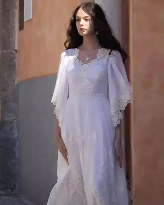 气质|全世界都在等的那个她，长大了！