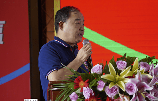 该公司董事长张东海现场表示,过去20年,喜夫农曾推出过系列引爆经销商