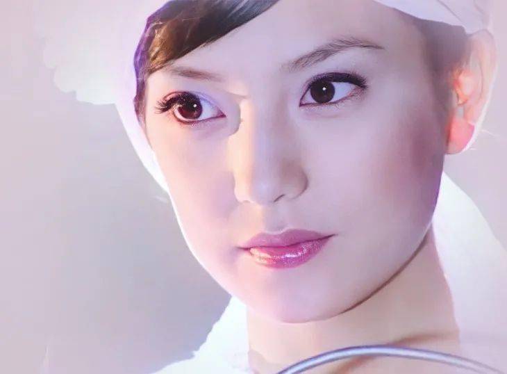 爆裂女孩陆依萍就喜欢她这张嘴