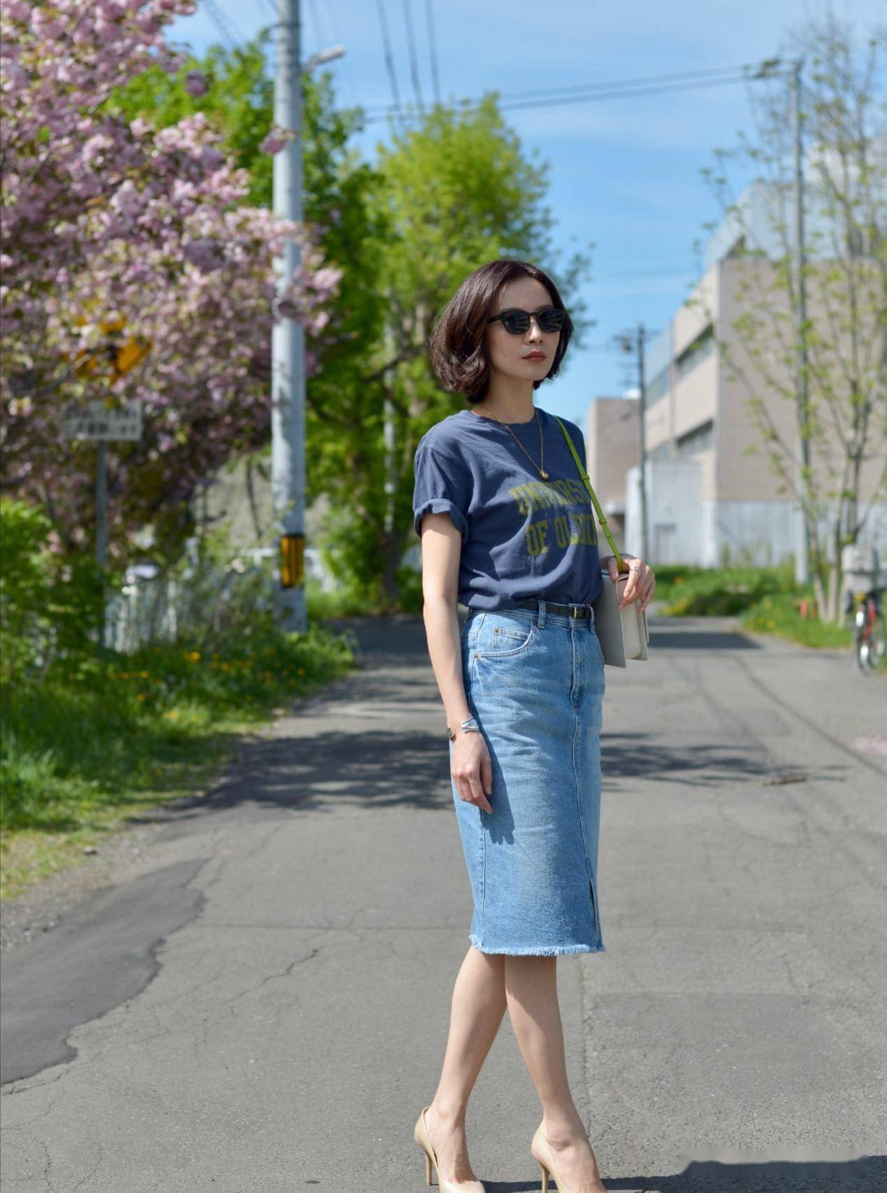 时髦又百变!十组适合中年女人的优雅穿搭,减龄大气又有女人味