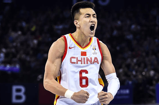 郭艾伦治疗视频曝光,有明显疼痛感,确定无缘亚洲杯_训练