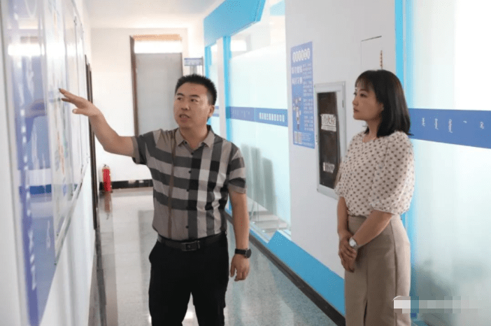 旗委常委,宣传部部长丁宁到阿右旗融媒体中心调研指导工作