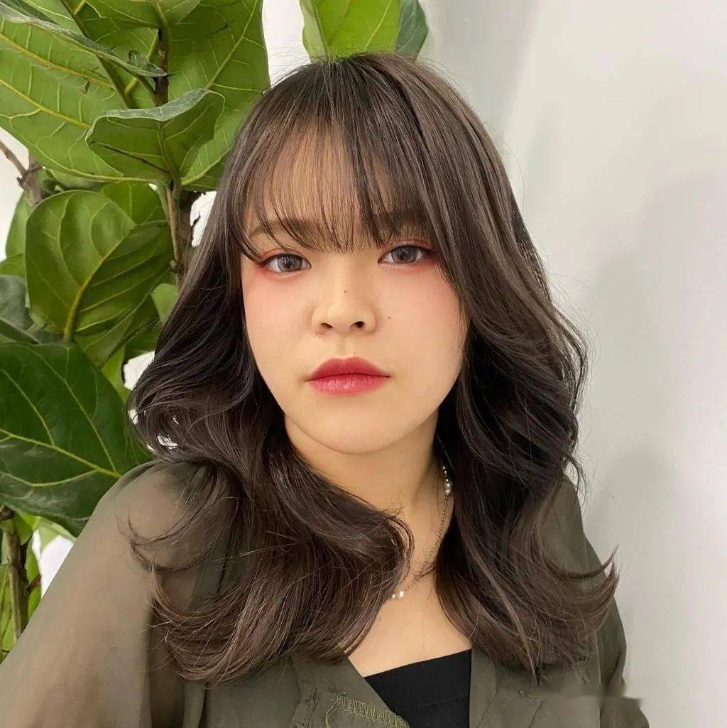 夏季流行top卷发之松软大卷发!优雅又大气_韩系