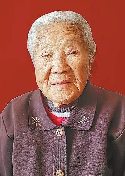 乳娘排行_古代乳娘有多难当,除了喂养孩子之外,还要做很羞耻为难的事