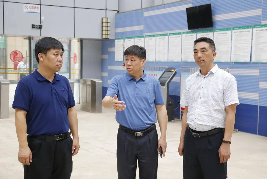 朱明率队检查巴中体育安全工作