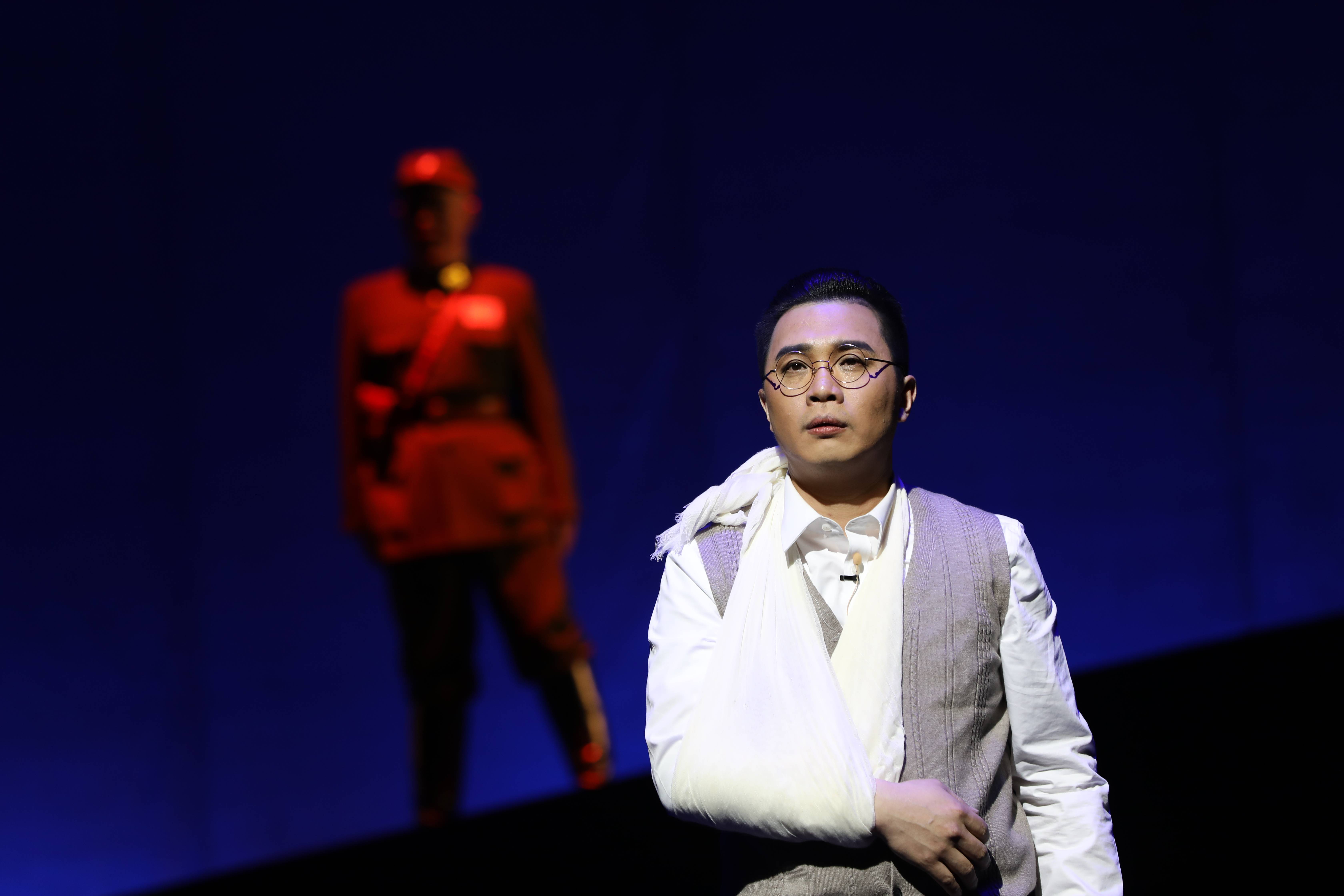 "艺术党课"再讲《光明行》