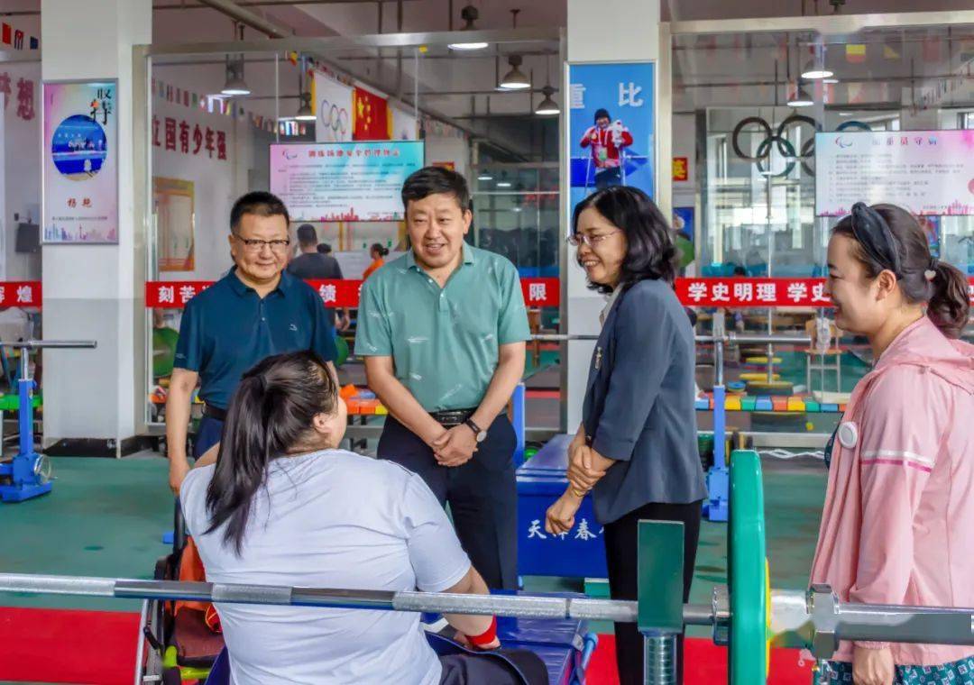 胡迎春副市长调研包头市残疾人工作