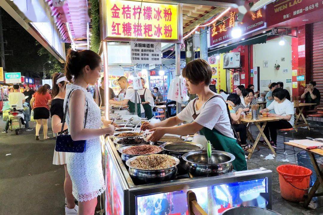 创建天府旅游名县广汉又新增夜市了夜经济市场再添一缕烟火气