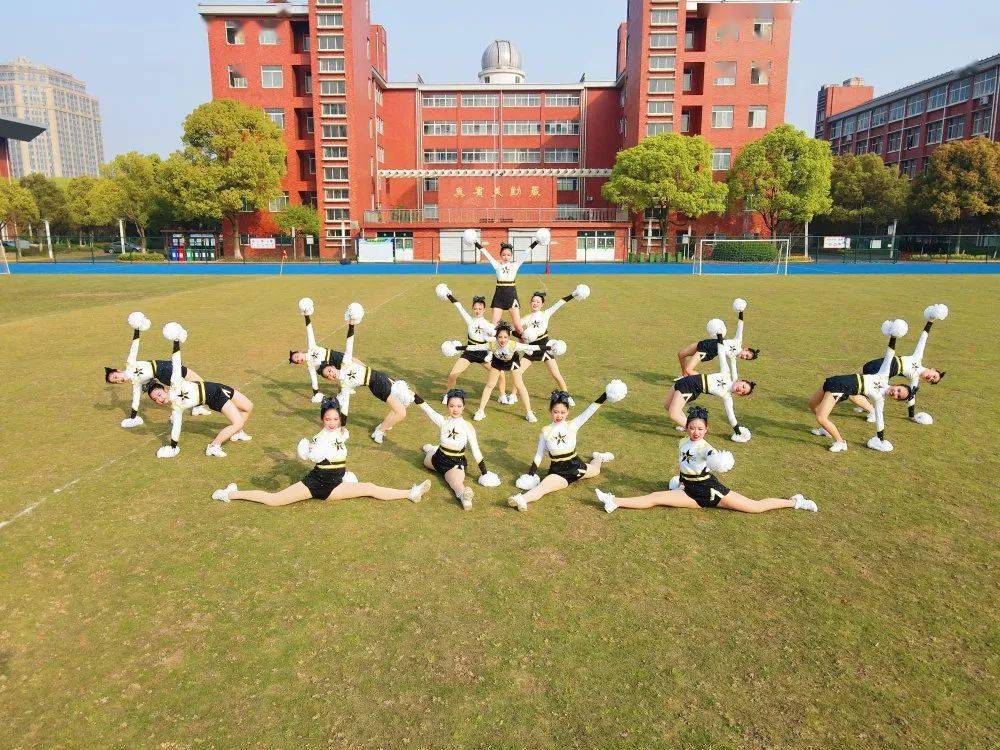 百年华诞唱响校歌给党听海盐县武原中学光荣的武中