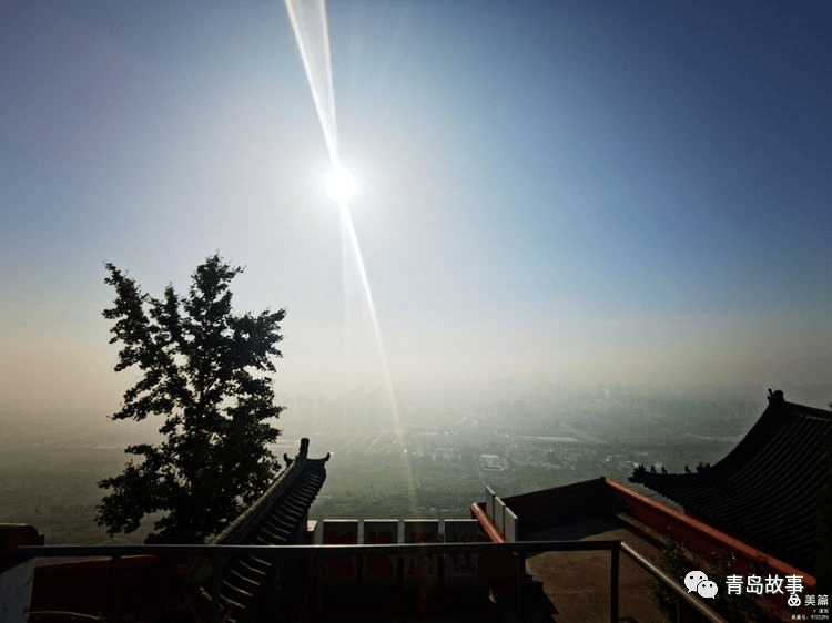 當地有諸多供奉狐仙的宮觀廟宇,最著名的,莫過於馬山之陽的