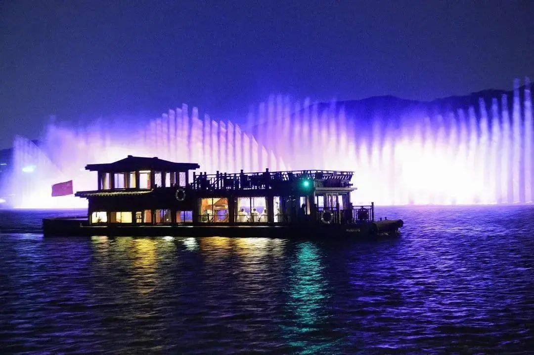 游船,水景秀,露天电影…杭州夜游好去处! 还有这些"网红"打卡点!