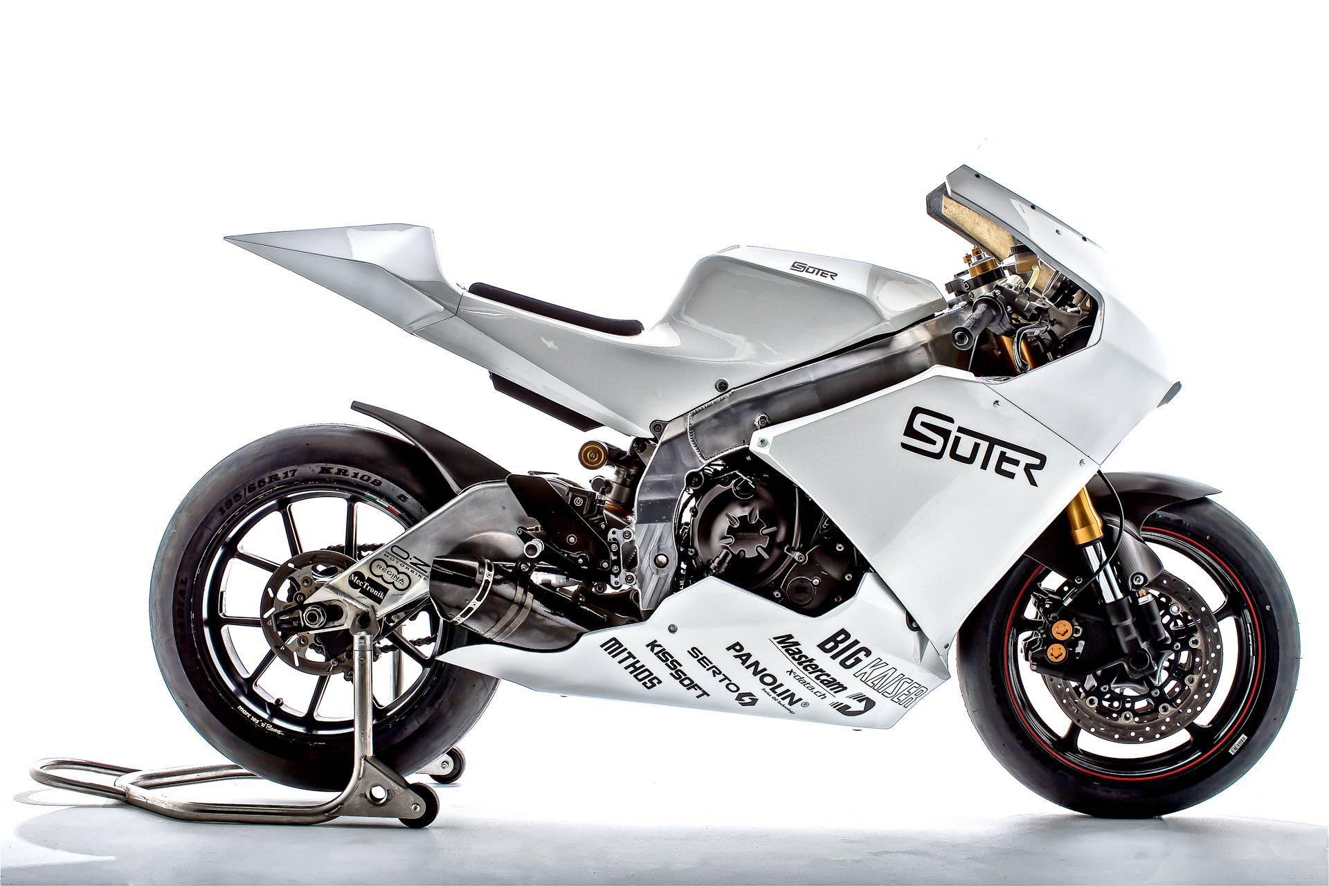 sutermmx2在售的直列四缸moto2赛车r6版