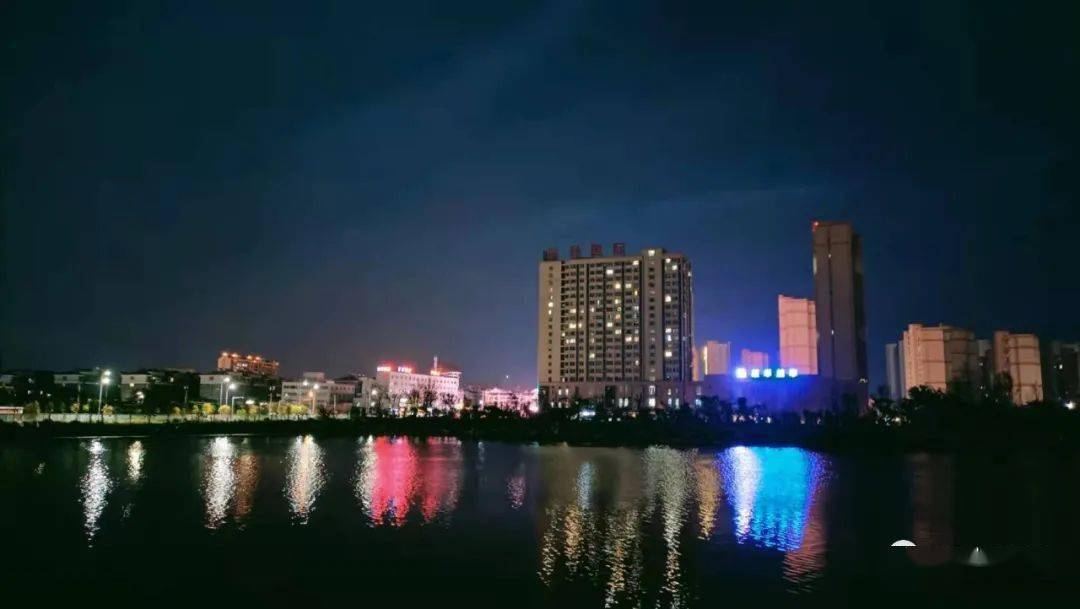 砀山夜生活3.0版本_崔猛